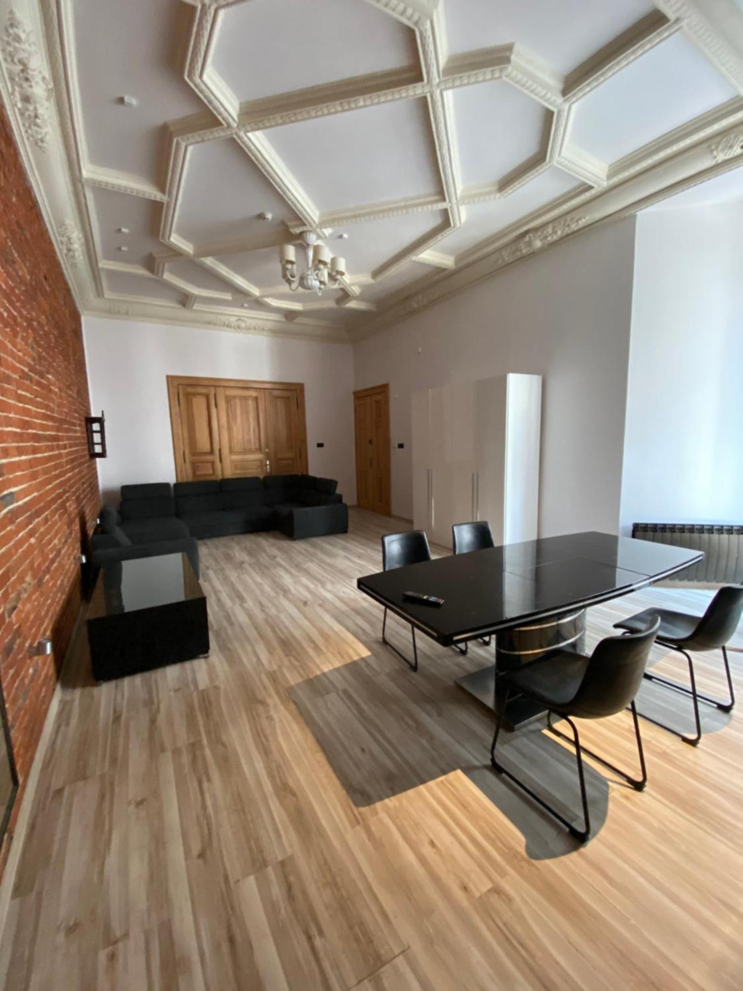Aparthotel Lodz 55 Piotrkowska Ngoại thất bức ảnh