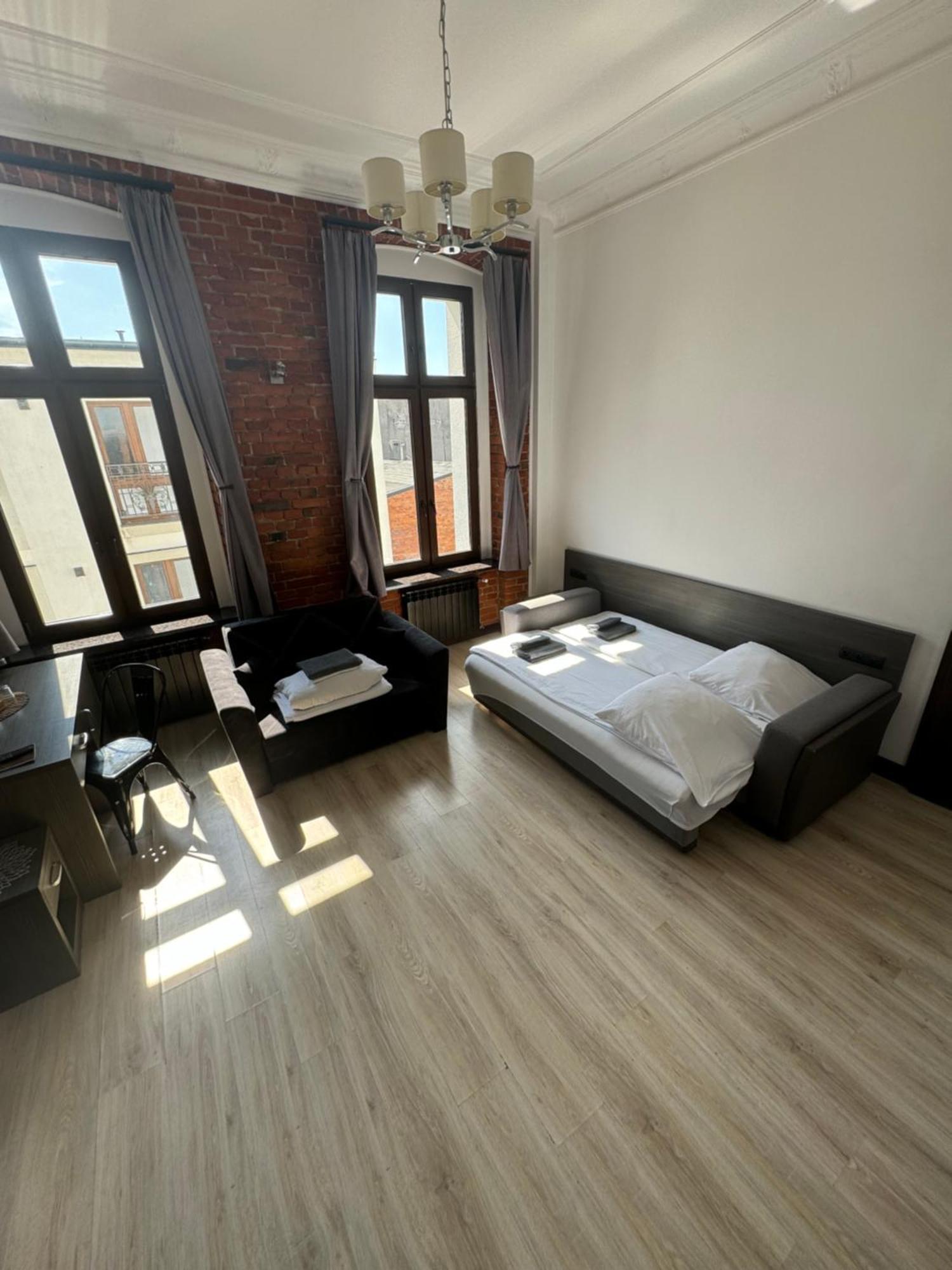 Aparthotel Lodz 55 Piotrkowska Ngoại thất bức ảnh